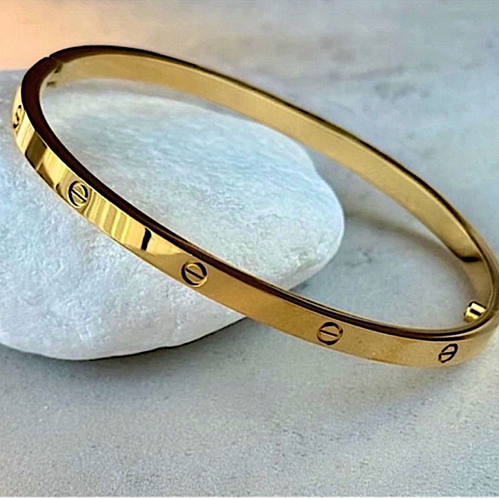 Stamped Love Gold Bangle Bracelet No Stones - Picture 3 of 8